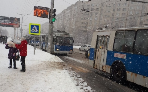 Движение троллейбусов прекратилось в Новоюжном районе