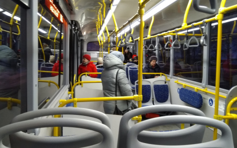 Проездной на сотый троллейбус еще никто не купил