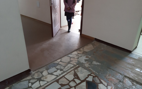 Школьница считает, что учительница придирается к ней из-за национальности