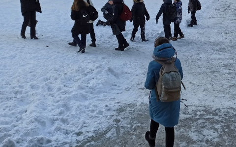 После новости об отравлении учеников чебоксарской школы отпустили домой