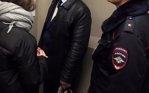 Сотрудницу банка по телефону развел на деньги "коллега"