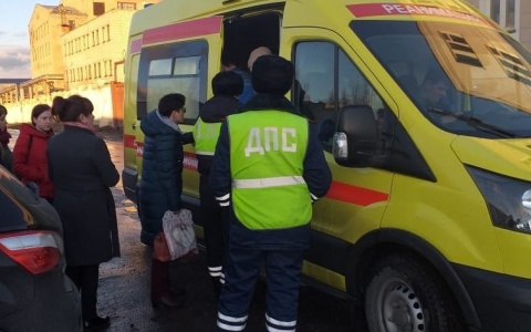 В центре Чебоксар сбили женщину, которая перебегала дорогу