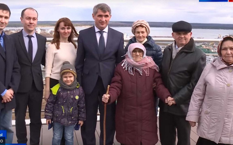 102-летней бабушке показали город с высоты птичьего полета