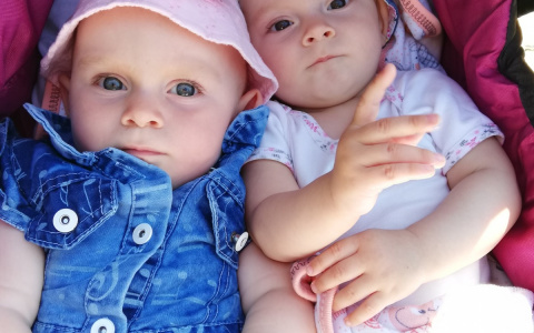 В чебоксаркой семье родилась королевская двойня, им дали необычные имена