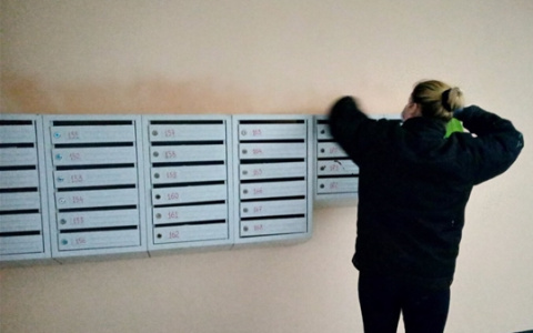 В Чебоксарах начали ежедневно мыть подъезды с применением антибактериальных средств