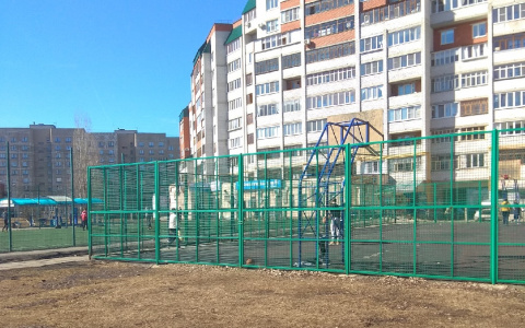 Чебоксарка про детей на школьной спортплощадке: "Это что за карантин такой?"