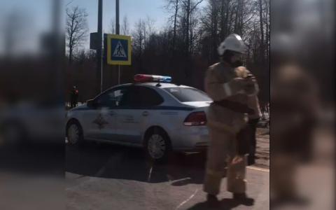 В столкновении "Фольксвагена" и "Киа" пострадал 21-летний парень