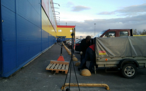 "Мегастрой" и "Инком" работают в карантин: как объясняют это чиновники