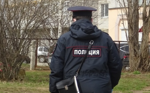 Студент потерял банковскую карту матери, и ею тут же воспользовался другой чебоксарец