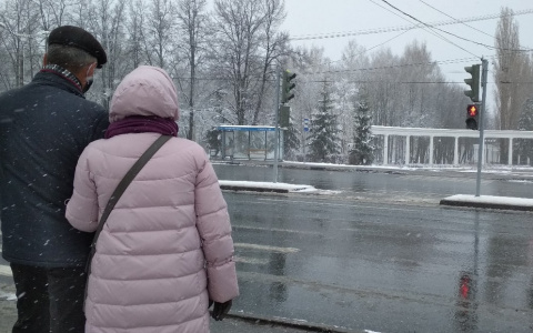 Снег и ветер: жителям Чувашии лучше не выходить на улицу налегке