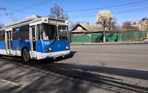 Троллейбусные проездные перенесут на май с одним условием