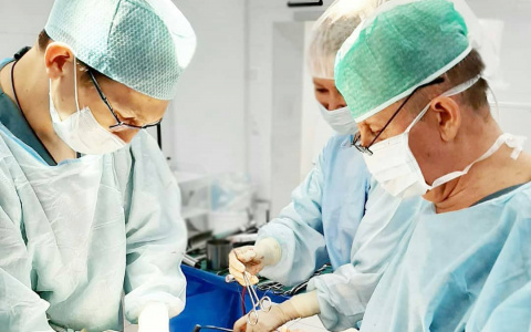 Врачи Чувашии провели сложнейшую операцию больному раком