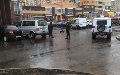 В Новочебоксарске у дома нашли тело мужчины