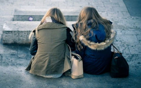 Сестры-двойняшки в Чебоксарах дважды становились сиротами