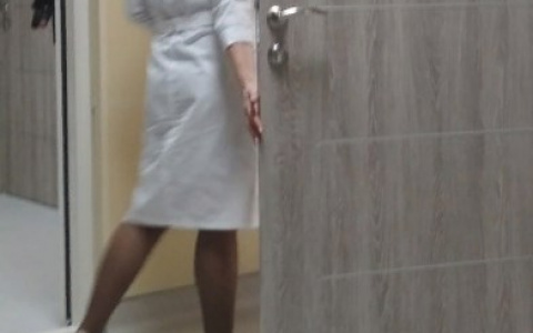 Власти проверят жалобы на принудительные отпуска врачей Чебоксар