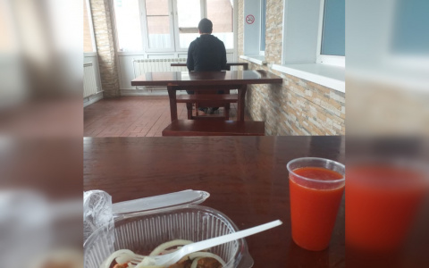 Кафе в Хыркасах уже открылось: "Можно поесть за столом на веранде"