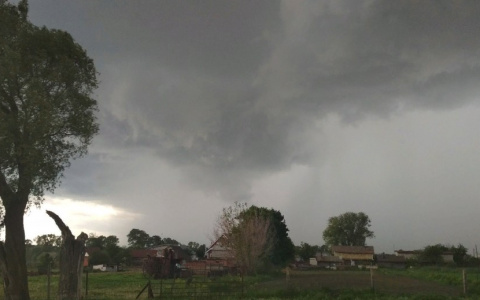 МЧС Чувашии выпустило предупреждение из-за грозы