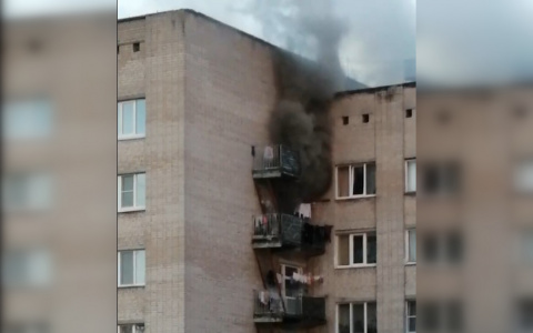 В Чебоксарах из горящего общежития эвакуировали людей
