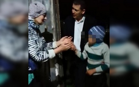 Заблудившегося 8-летнего мальчика, который не может говорить, искали ночью местные жители и полицейские