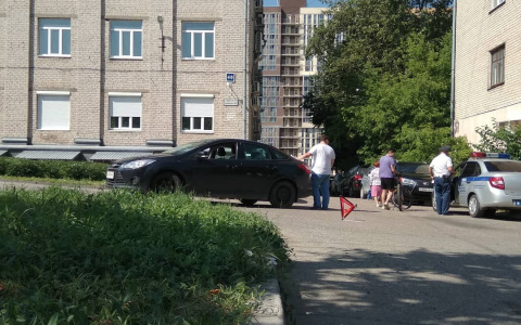 В Чебоксарах на тротуаре сбили 5-летнего велосипедиста