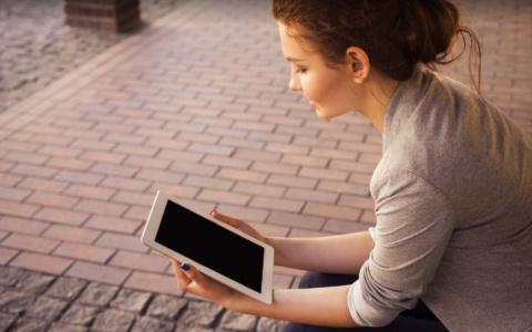 В Okko теперь можно использовать бонусы «Спасибо» от Сбербанка