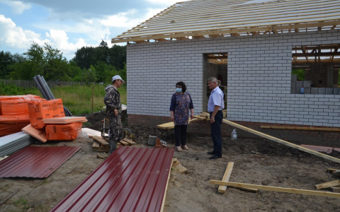 Семье из Чувашии построят одноэтажный дом за счет государства