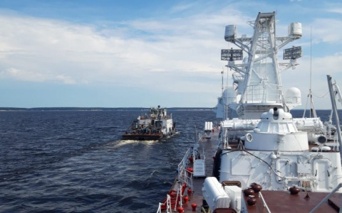 Корабль "Чебоксары" встретят с оркестром сегодня до полудня