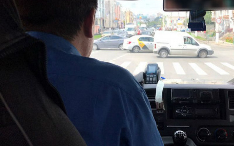 Улицу Иванова в Чебоксарах перекрыли в сторону центра