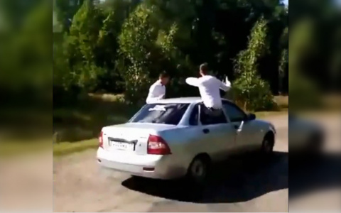 "Братва жениха" отпраздновала свадьбу в Канаше с массовыми нарушениями ПДД