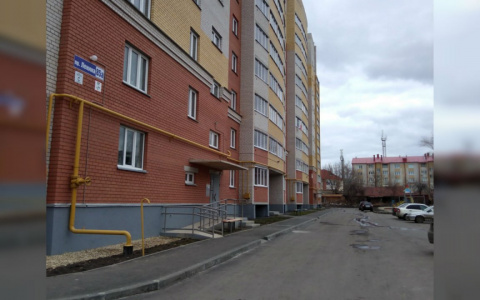 Погибший в Канаше малыш ранее был замечен гуляющим по карнизу