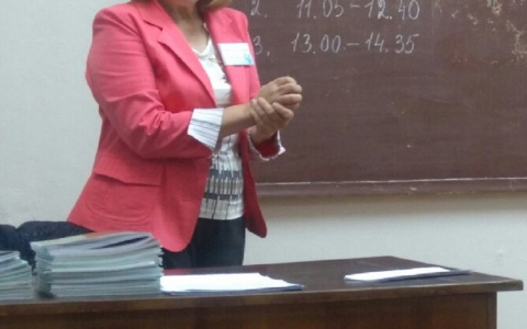 200 учителей не хватает в школах Чебоксар