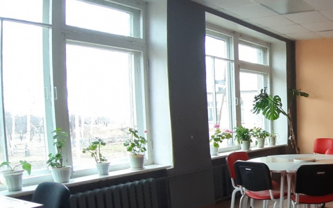 Школы Чувашии проверяют на безопасность окон