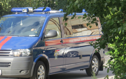 Парень тайно заснял на телефон интимное видео с несовершеннолетней