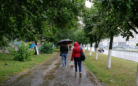 МЧС: до завтрашнего утра Чувашию ожидает "желтый" уровень опасности