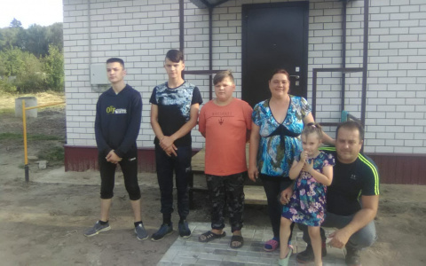Семье из Чувашии бесплатно построили дом стоимостью более 2 000 000 рублей