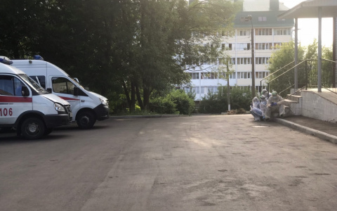 В Алатыре ветерана ВОВ излечили от COVID-19: "Даже когда ему было тяжело, он не раскисал"