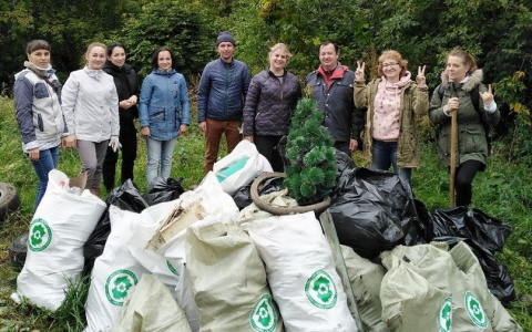Жители Чувашии очистили водоемы от мусора на Всемирном дне чистоты
