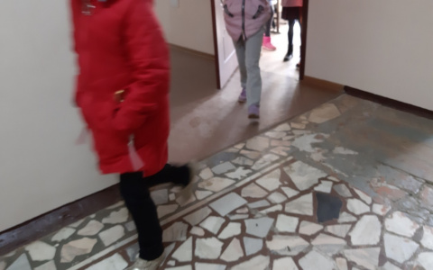 Минпросвещения о коронавирусе в школах: "Каких-то вспышек, заболеваний нет"