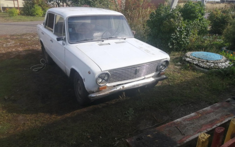 Подросток на "копейке" вылетел в кювет и сам обратился в больницу