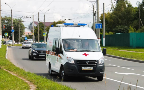 Две девочки родились прямо в машине скорой