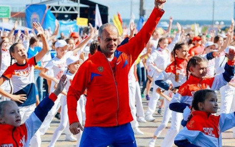 Ладыков выдвинул временного преемника на свою должность