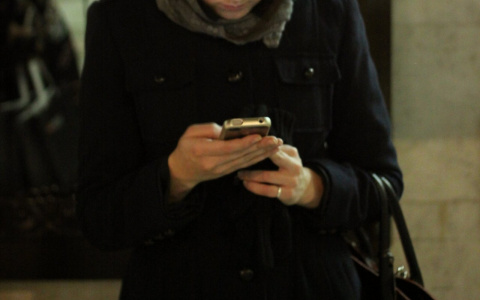 Мошенники отработали новую схему списания денег с банковских карт на гостившей в Чувашии женщине