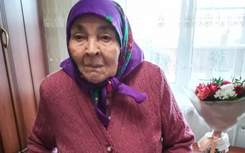 95-летняя чебоксарка получила письмо от Путина