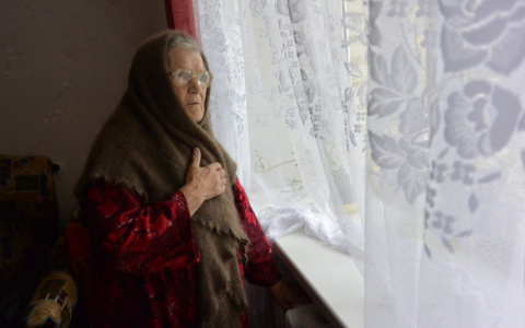 Мошенники испугали чебоксарку мошенниками и оформили на нее крупный кредит