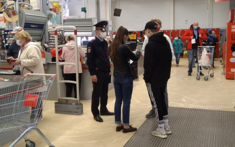 В России узаконят понятия "самоизоляция", "режим самосохранения" и "социальная дистанция"