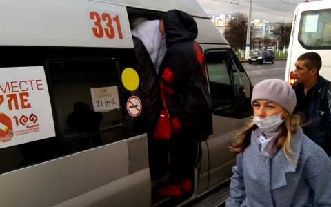 Жители Новочебоксарска вызывают такси до остановок, чтобы уехать в Чебоксары