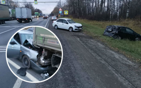 В ДТП на М7 в Чувашии столкнулись четыре машины, пострадали дети