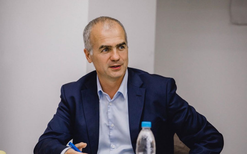 Ладыков вернулся на пост главы администрации Чебоксар