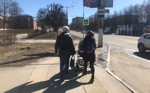 Для матерей меняют правила выплат больничных и пособий на ребенка