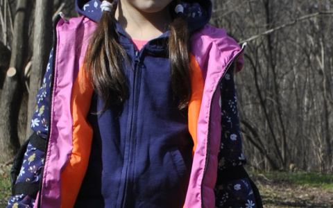 Девочка больше полугода жила с отцом, который толком не кормил ее и избивал